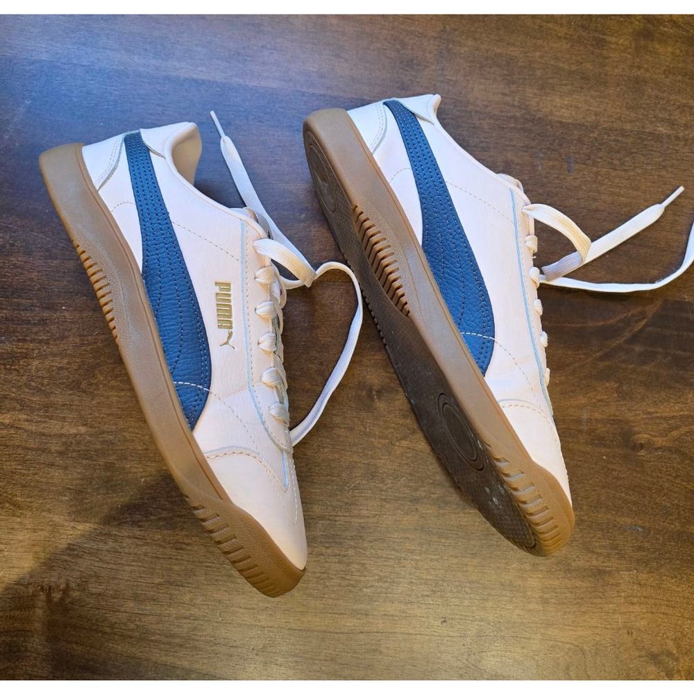 Women's Puma Club 5V5 Sneakers Size 7.5 Island Pink with Blue Stripes worn twice - Picture 2 of 8